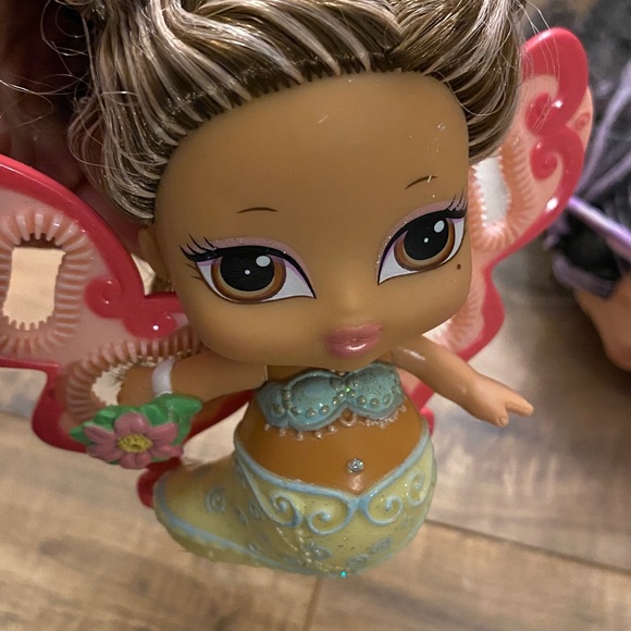 Bratz Babyz Bubble Butterfliez Series 5 Inch Doll MGA Entertainment bundle - Picture 5 of 6